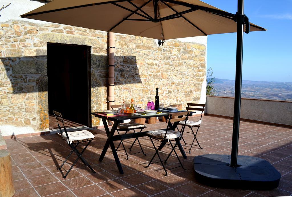 Casa Nel Vigneto Erice Konuk evi Dış mekan fotoğraf